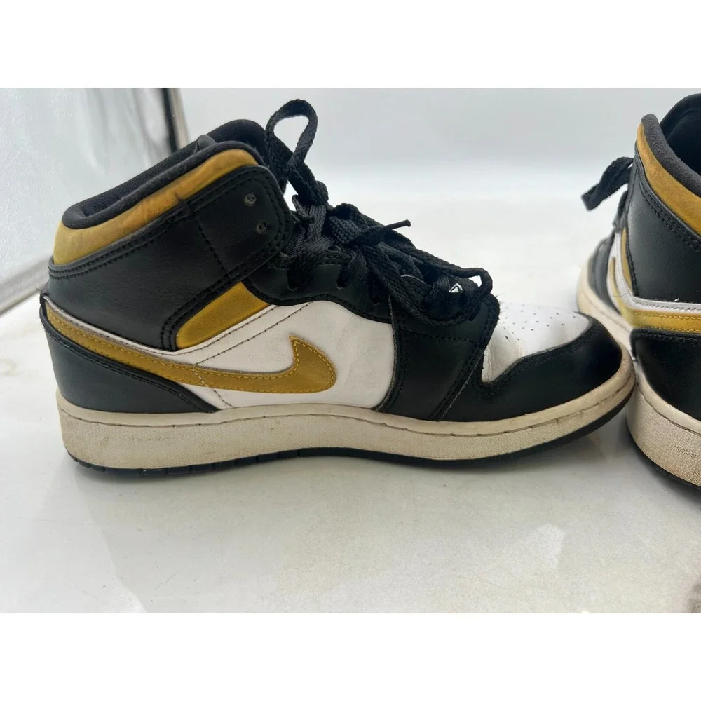 Air Jordan 1 Shoes Boys Youth 6Y Mid University Gold Black White 554725-177